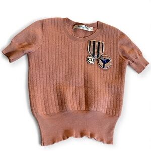 Christian Dior Blush Pink Ribbed Knit Sweater Embroidered Patches Short Sleeve